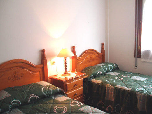 Casa Herrero Oto Camera foto